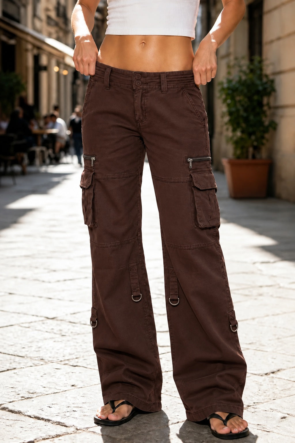 Women's vintage wide-leg cargo trousers with flap pockets and D-rings - dark brown