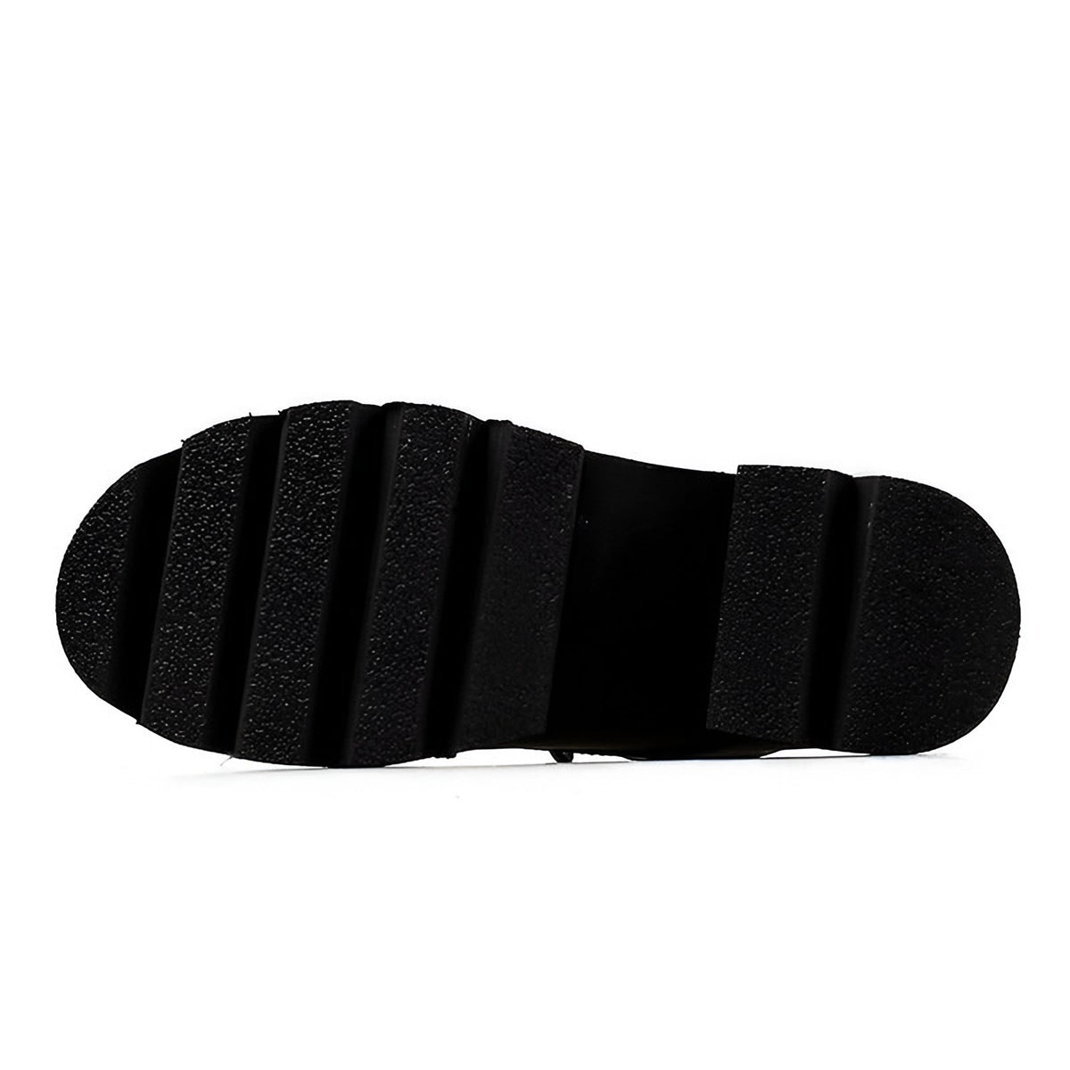 Chunky rubber sole with deep tread of the platform ankle boots